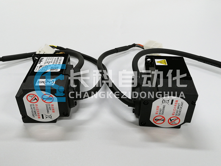 Nidec尼得科50W伺服電機(jī)MM500N2SA11U Nidec尼得科50W伺服電機(jī)MM500N2SA11U